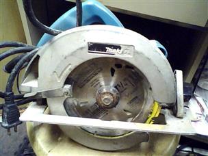 MAKITA Circular Saw 5007NB Very Good Buya